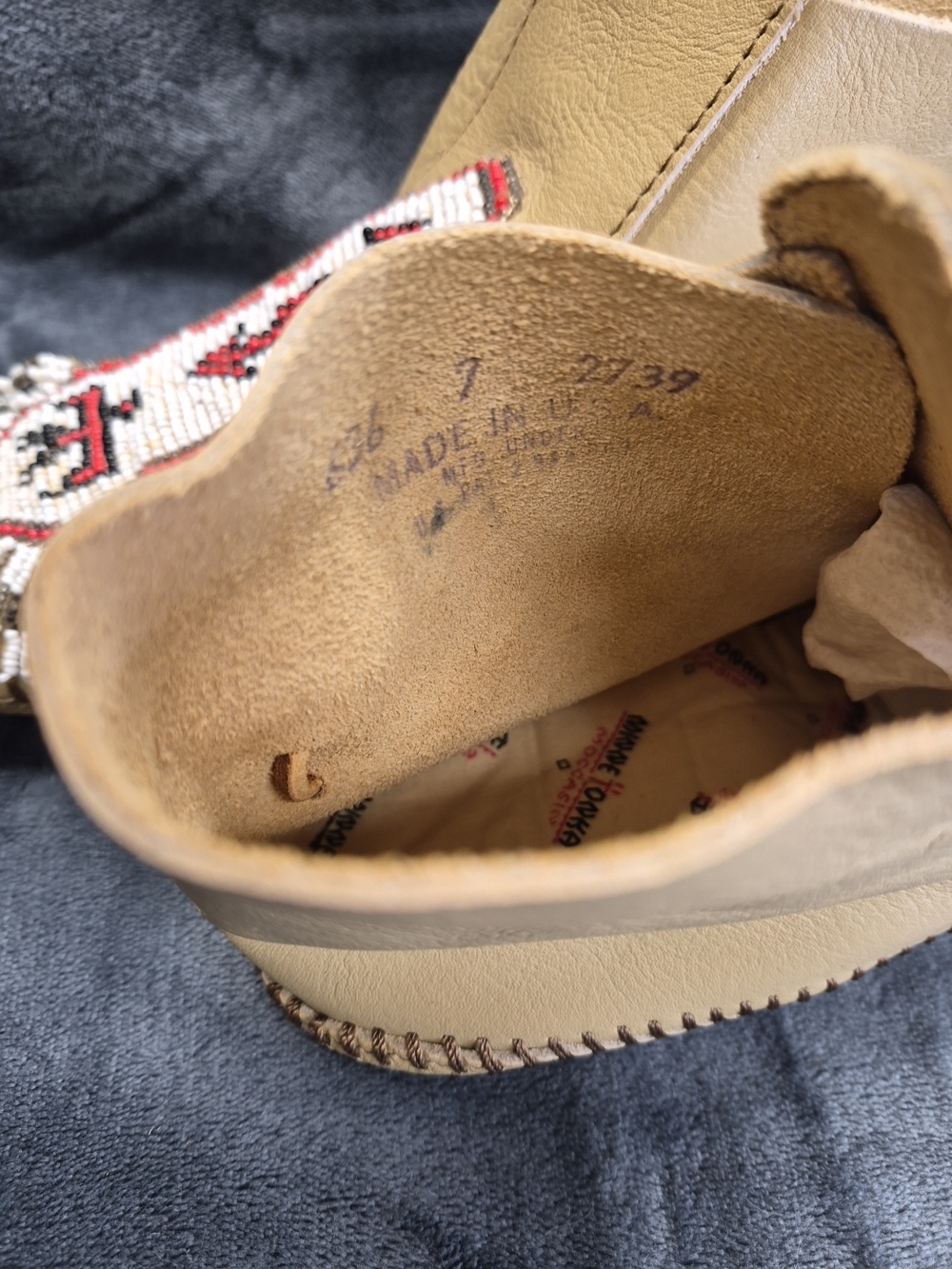 Minnetonka Tan Leather Beaded Moccasin Boots with Fringe - Picture 5 of 11